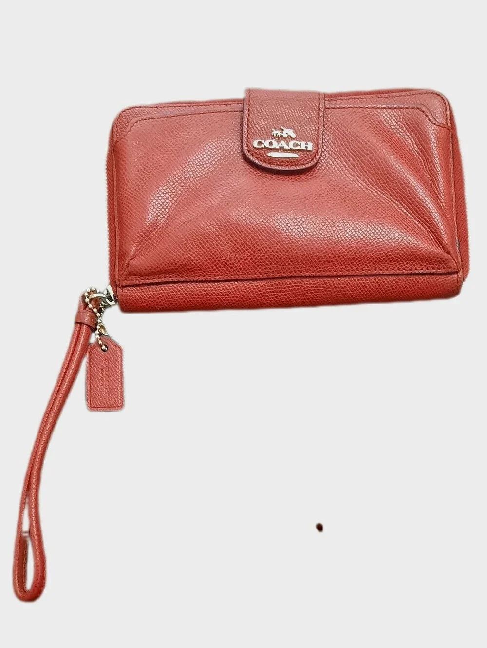 Coach Red Pebbled Leather Wristlet Wallet Zip Around Clutch Card Holder